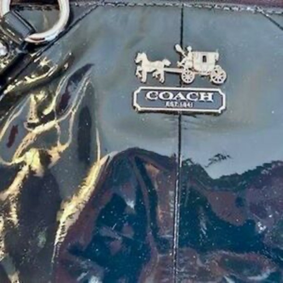 Coach Very Dark Blue Patent Leather Shoulder Bag with Dust Bag - Picture 4 of 9